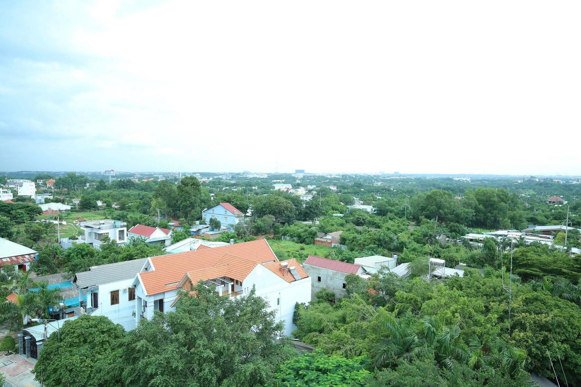 New Hotel & Apartment Thu Dau Mot Bagian luar foto